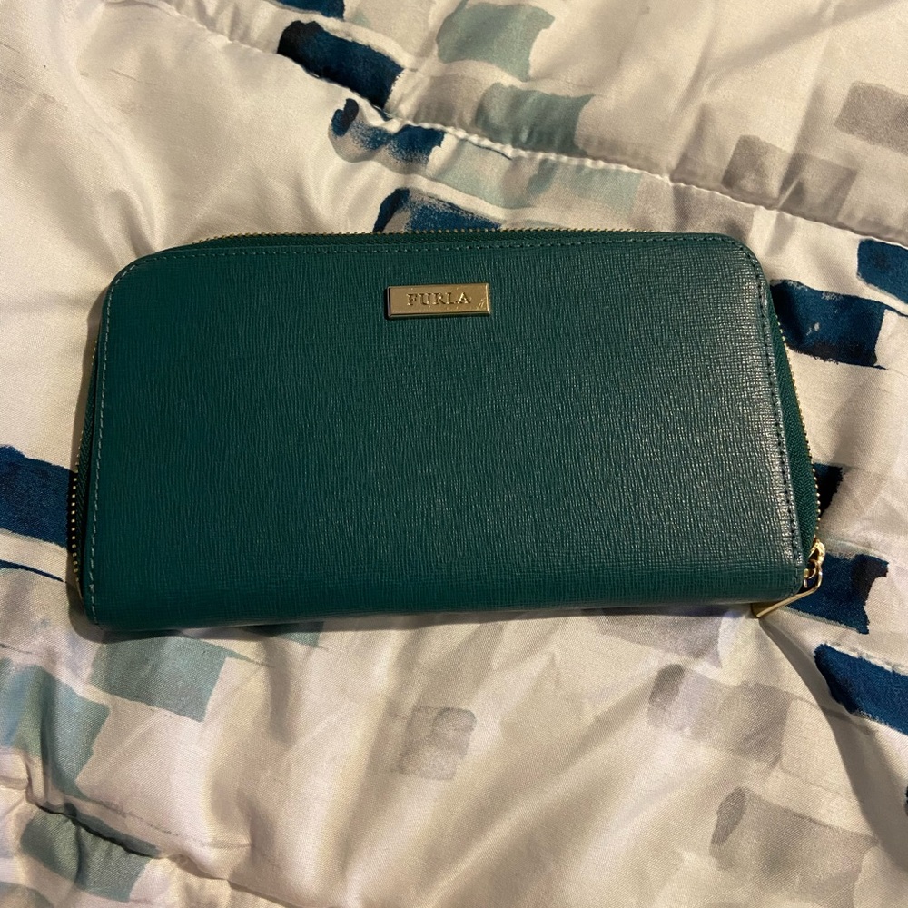 Furla wallet